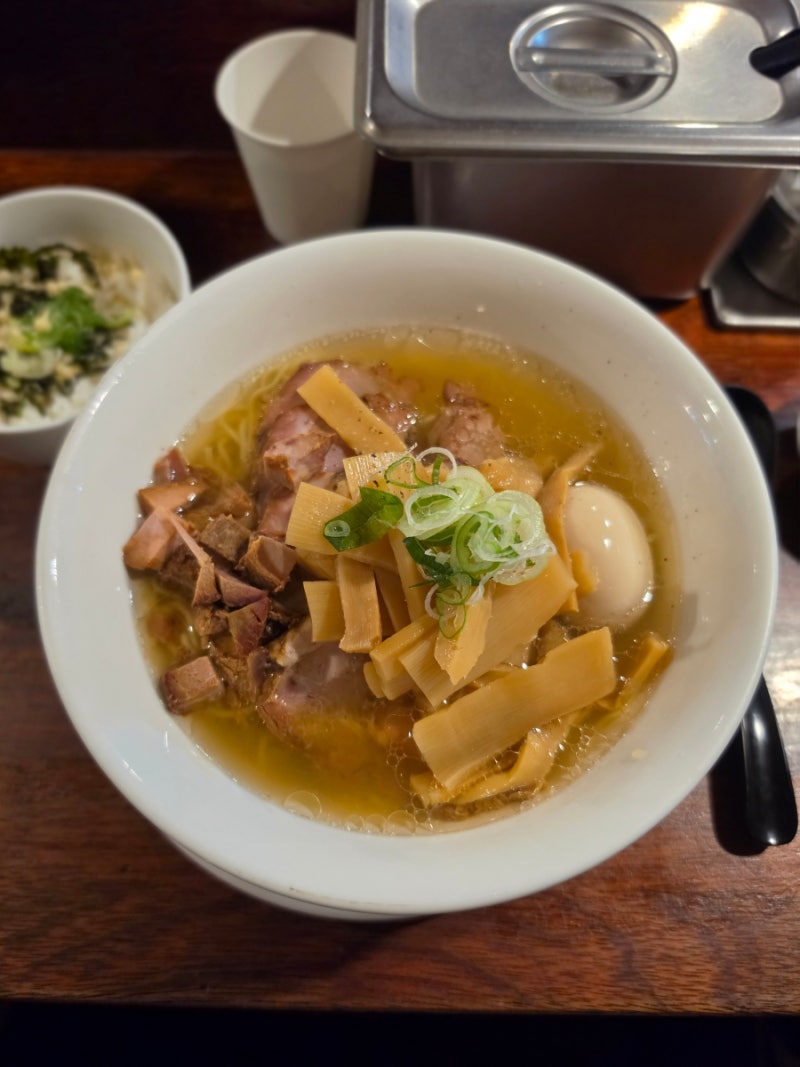 내돈내산! 한국 유일의 도미라멘 웨이팅 있는 합정역 맛집 이리에라멘