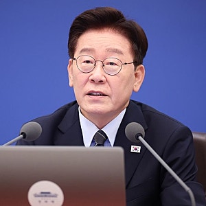 이재명 지지율 37.9%, 리얼미터 | 2주 연속 오른 대통령 지지율과 오차범위 안 여야 접전 (갤럽,....