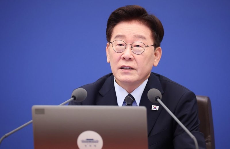 이재명 지지율 37.9%, 리얼미터 | 2주 연속 오른 대통령 지지율과 오차범위 안 여야 접전 (갤럽,....