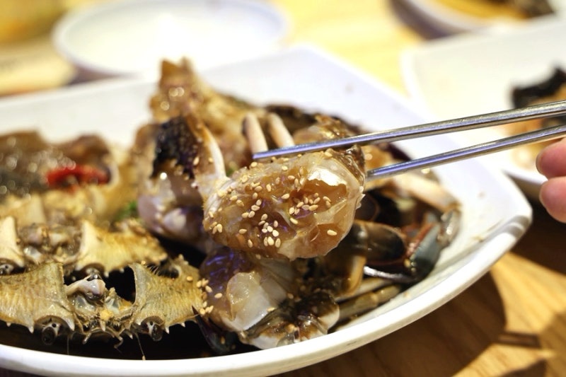 해운대 달맞이길 맛집 추천 간장게장과 양념게장을 무한리필로 꽃게와사랑에빠지다