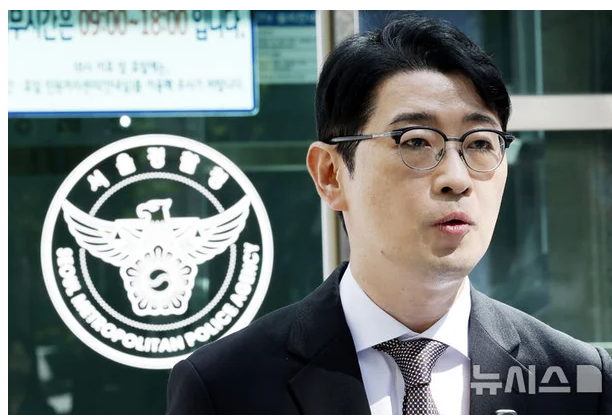 주진우 "육영수 암살 배후가 박정희?…영화 '암살자(들)', 명백한 사자 명예훼손"