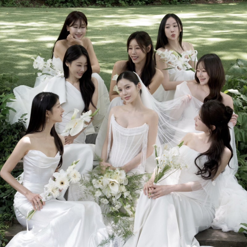 한 명 빠진 나인뮤지스.. 조가빈 결혼 사진 속 웨딩드레스 자태
