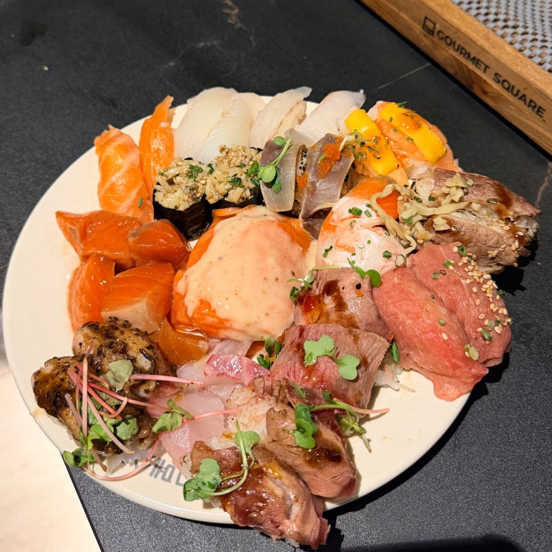 고메스퀘어 대전둔산직영점 가족 모임 갔다가 100분이 모자랐던 뷔페 맛집