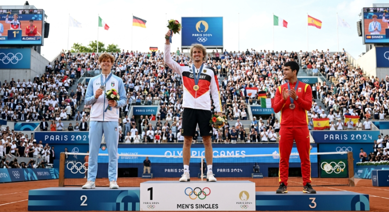 [ATP 긴급분석] "1,810점 차이인데 뒤집힌다고?" 시너 vs 즈베레프, 피 말리는 세계 1위 왕좌의 게....