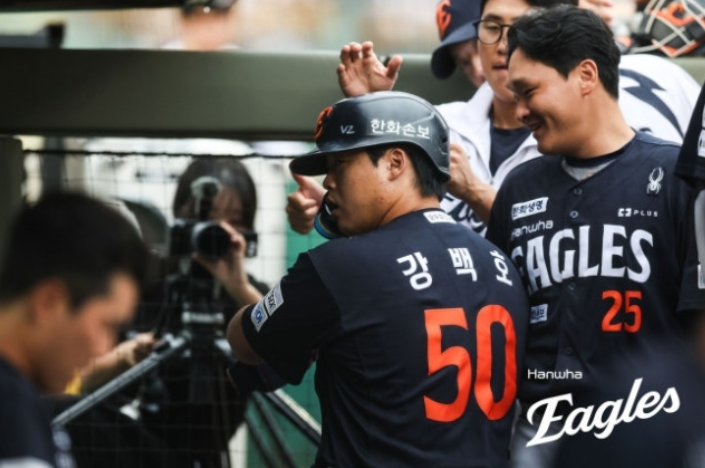 "11연패 여기서 끝났다" 한화 강백호 2타점 폭발과 사직 9전 전승의 이유는?