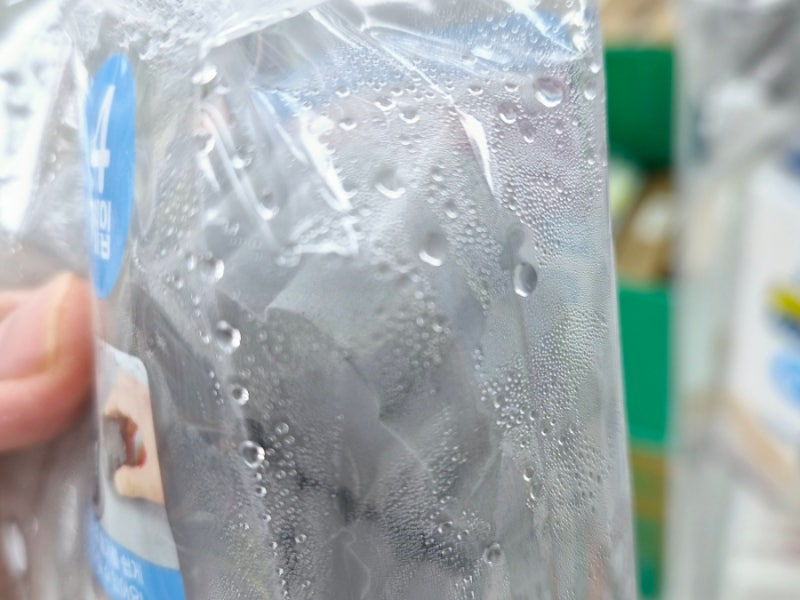 겨울이어도 곰팡이는 안된다 집안 습기 물기 싹 잡는 다이소 방수 꿀템 3종