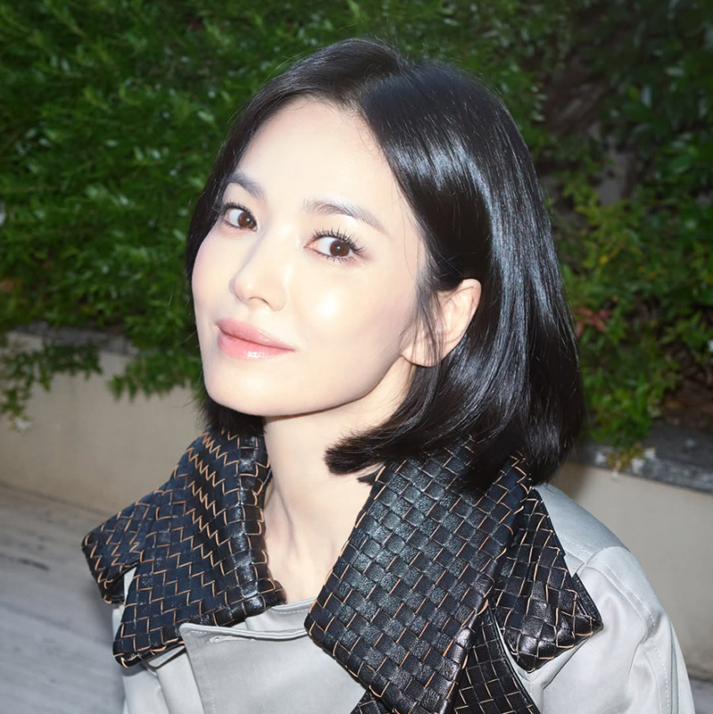 40代更顯幹練的宋慧喬，與秋季Bottega時尚完美搭配的女性短髮髮型