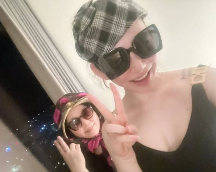 <b>권민아</b> "엄마가 심정지"…연락 안 되는 <b>친언니</b>에 격앙된 호소