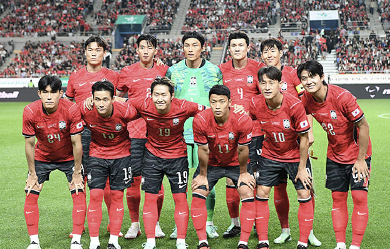 모레노호 우루과이에 1-4 완패｜선발·교체선수부터 패배 원인과 전술 분석
