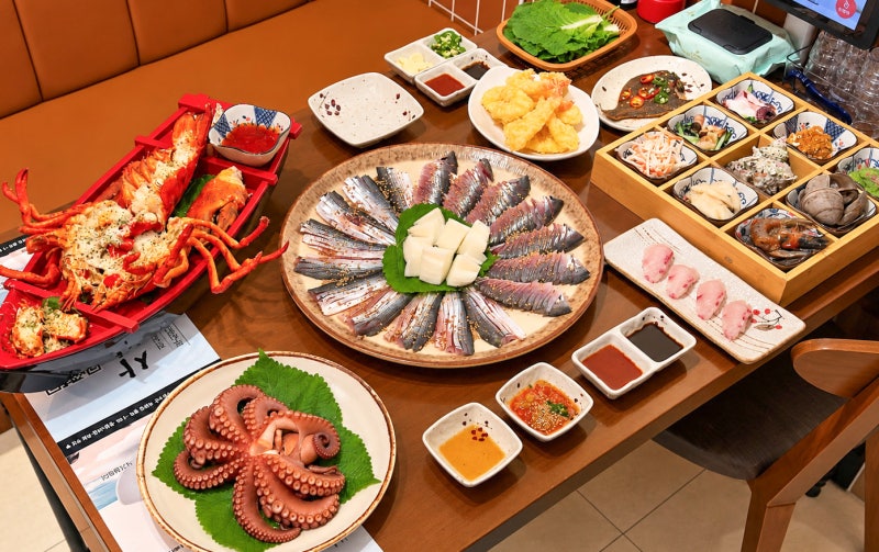 부산 동래 맛집 사랑수산 가을 전어회에 랍스터맛집 전어스페셜