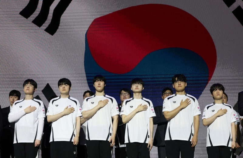 페이커가 다시 태극마크를 달았다…아시안게임 LoL 대표팀, 지난 금메달 때와 뭐가 달라졌나