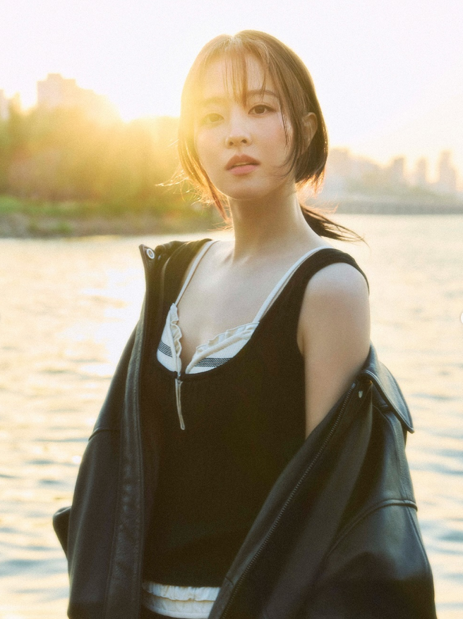 박보영 사랑스러운 동안 뒤에 가려진 데뷔 20주년, 기념 전시 수익금 전액 기부…20년을 채우....