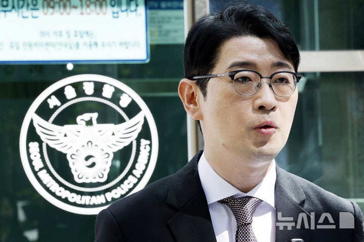 주진우가 쏘아올린 폭탄 "육영수 여사 암살 배후가 박정희? 이게 표현의 자유라고?"
