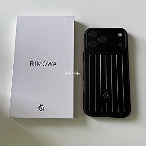 RIMOWA  리모와 아이폰18 프로 맥스 알루미늄 케이스 블랙