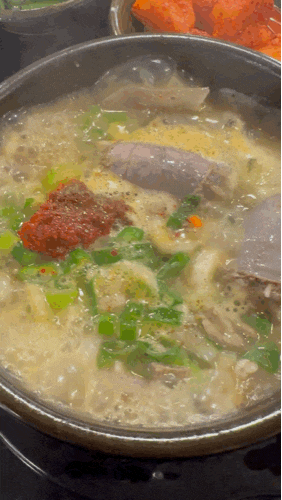 뜨끈한 국물로 피로를 씻어내는 강남역 줄서는 진한 순대국밥 일등 맛집 농민백암순대 역삼....