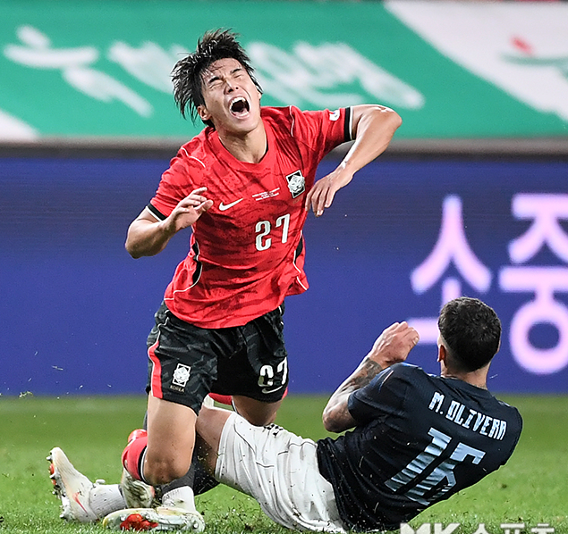 김민수 우루과이전 45분 활약 분석: 레인저스 윙어가 남긴 인상적인 장면들