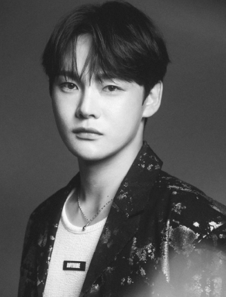 “아버지 위해 31년 만에 바다로 갔다” 박서진 프로필 나이 고향 혈액형 학력 재산 결혼 군....