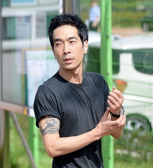 고영욱 틱톡 개설 하루 만에 계정 삭제…"성범죄자 영구 정지" 통보받은 그날 밤