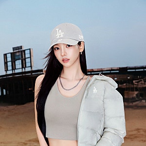 경량 패딩 브랜드 MLB 카리나 아이코닉 FALL 스타일로 보는 올해 여성 가을코디
