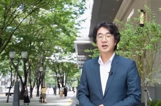"억지 음모론으로 고인 모독 말라"… 홍혜걸, 암살자 유족 모독 비판