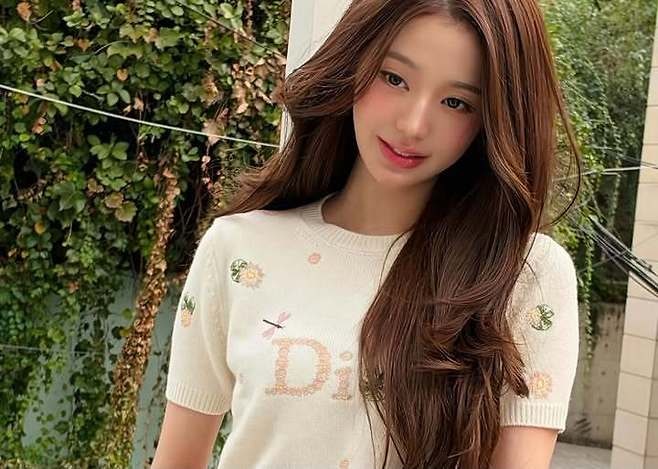 “머리부터 발끝까지 D사로 완성” 장원영, 1100만원 넘는 올 디올 패션…착장 가격은?