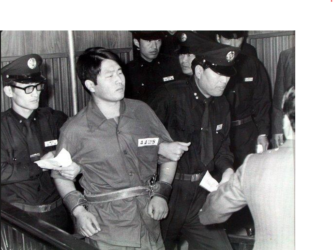 영화 『암살자(들)』에 대한 이동진 평론, 과연 설득력 있는가