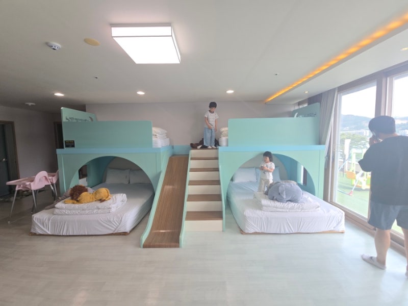 여수 낭만바다 키즈펜션 오션뷰에 가성비 좋은 "낭만밤바다 펜션리조트" 이순신 광장 도보로....
