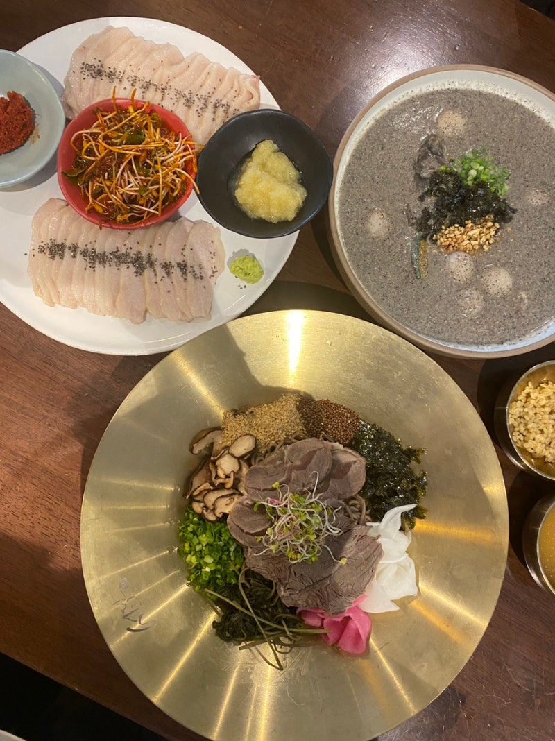 부산 광안리 한식 맛집 서리단 / 한정수량 청어알 항정수육 & 흑임자 옹심이 솔직 후기