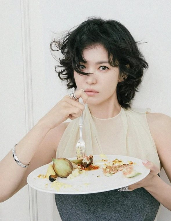 송혜교가 선택한 김치 한 접시의 무게 23년 절친 박솔미 45억 매출의 비밀