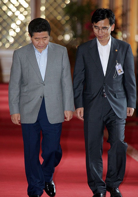유시민, 이재명 대통령 비판에 대한 민심은 달랐다