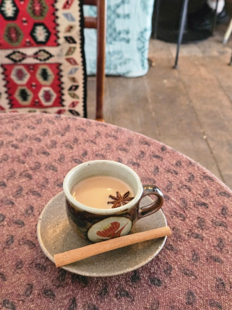 [부산 남포동카페] 삶은 향기｜보수동 책방골목에서 즐기는 마샬라짜이 ☕