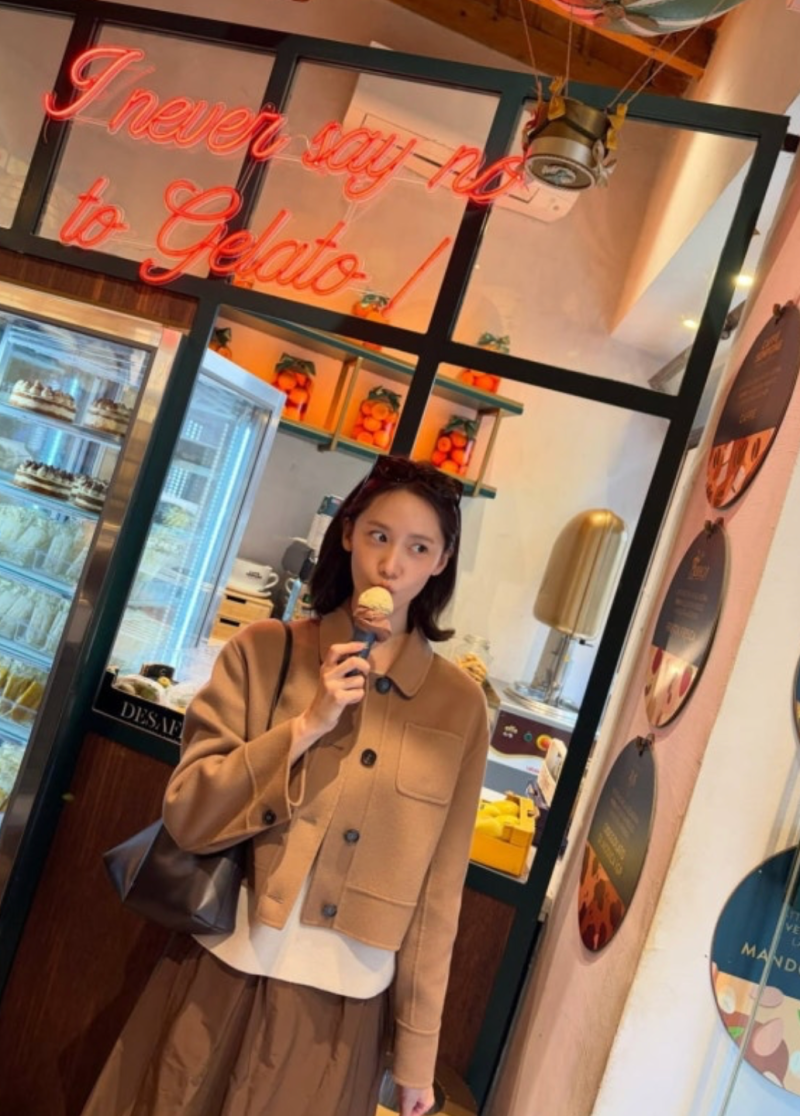 “Yoona, Who Hit 17.1% with 'Chef of the Tyrant'”: Suddenly Cut Her Long Hair? Her Bob Revealed in Milan Has a Completely Different Vibe