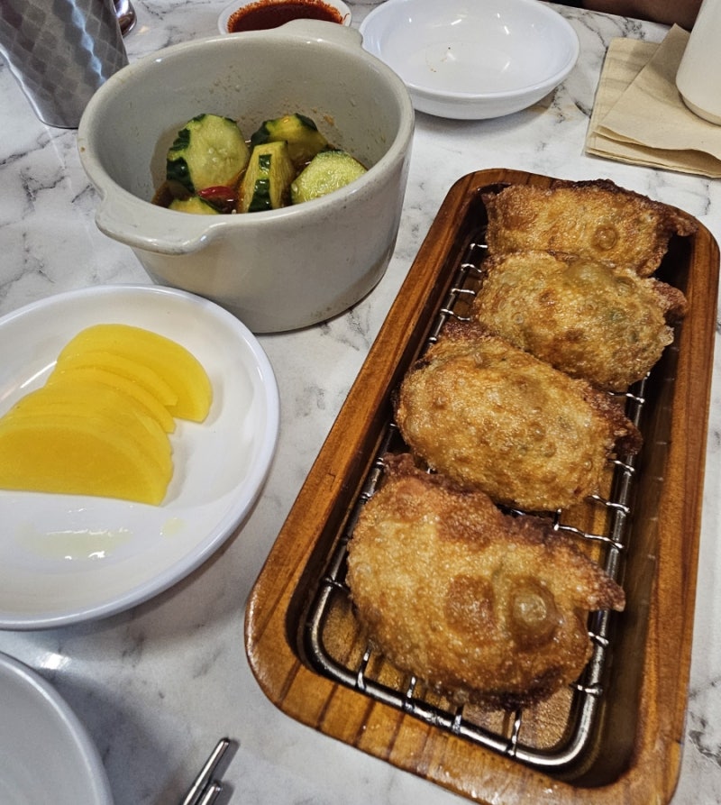 부산역 맛집 신발원 군만두가 이렇게 맛있다니 부산여행오면 여기 꼭 가세요