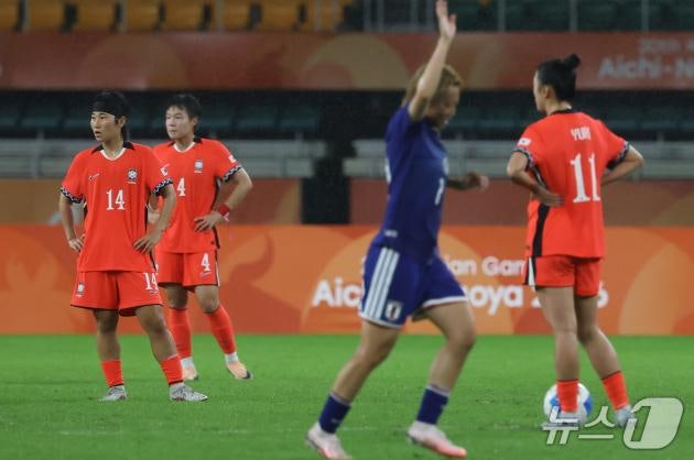 사상 첫 결승행 좌절된 韓 여자축구… 4강서 개최국 일본에 0-2 완패