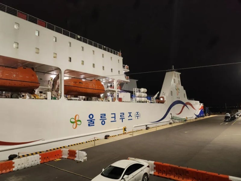 6박 7일 울릉도여행 1일차_ 포항 영일만항, 울릉크루즈 4인실(In)