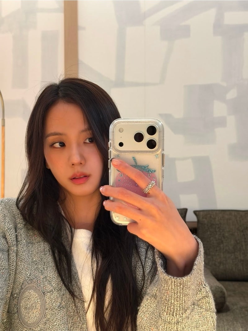 지수가 선택한 까르띠에 반지는?