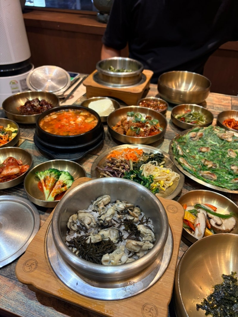 [대구 북구청 맛집] 팔공산엄마밥상 침산점 (굴밥정식, 곤드레정식)