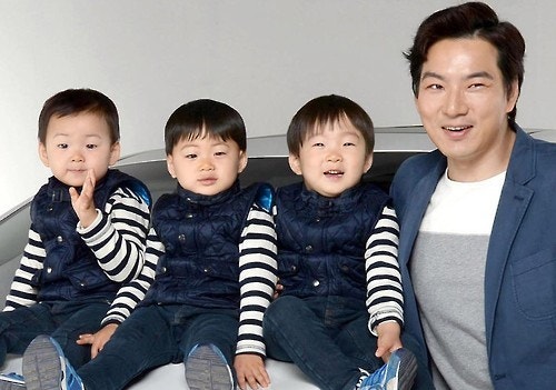 국민 아기였던 삼둥이, 어느덧 중2 근황 봤더니 아빠 송일국이 결국 털어놨다