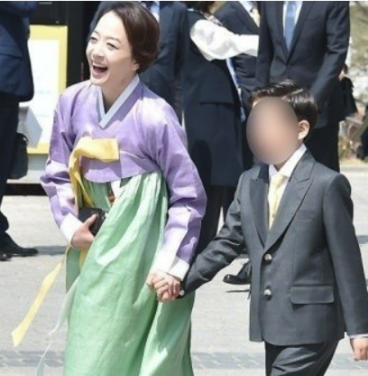 노현정 아들 정창건, 19세에 HNIX 최대주주 등극(+노현정 프로필)