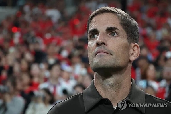 "팬분들께 정말 죄송합니다"… 모레노 감독 부임 2경기 만에 1대4 완패… 경기 결과 분석 및 ....