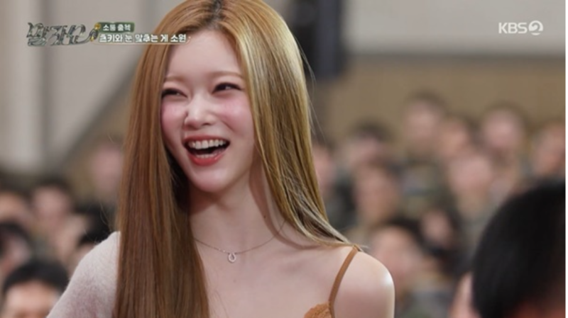 장병은 실패했는데 김영희는 너무 쉽게 성공…츠키와 3초 눈맞춤 심쿵 실패 뒤 더 웃긴 2차전