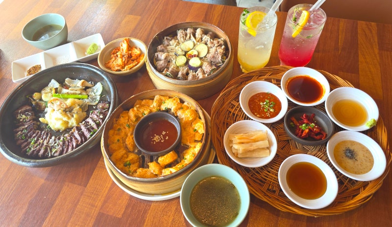 [대전 유성구 봉명동 부모님 모시고 가기 좋은 퓨전 한식 맛집! 갈비스테이크와 닭채소찜] 일....
