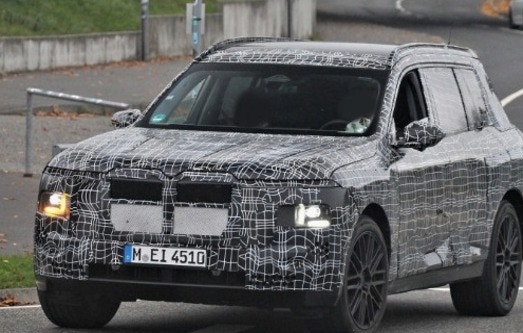 "지금 사면 후회할까요?" 2027년 완전히 달라져 돌아오는 BMW X7 풀체인지