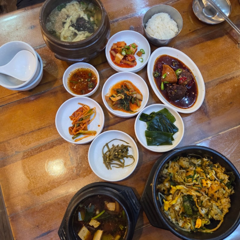 서대신동 꽃마을 맛집 "유리네 항아리수제비" 부산 가성비 노포 맛집 착한가격업소