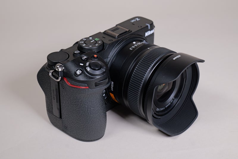 니콘 Z5IIC 공개! 200만원대 풀프레임 물고기 AF까지, Z5II에서 EVF 뺀 이유는?