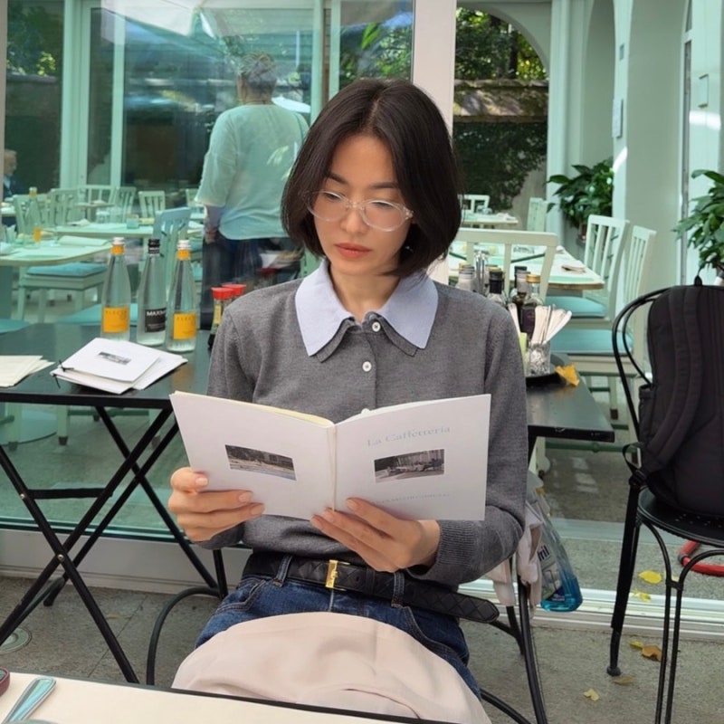 송혜교가 입은 16만원대 니트.. 아비에무아 들어가 보니