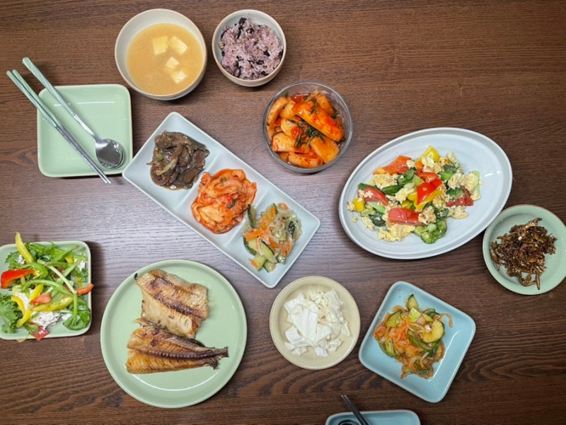 50대일상 가정식 집밥 생선구이 토마토달걀볶음