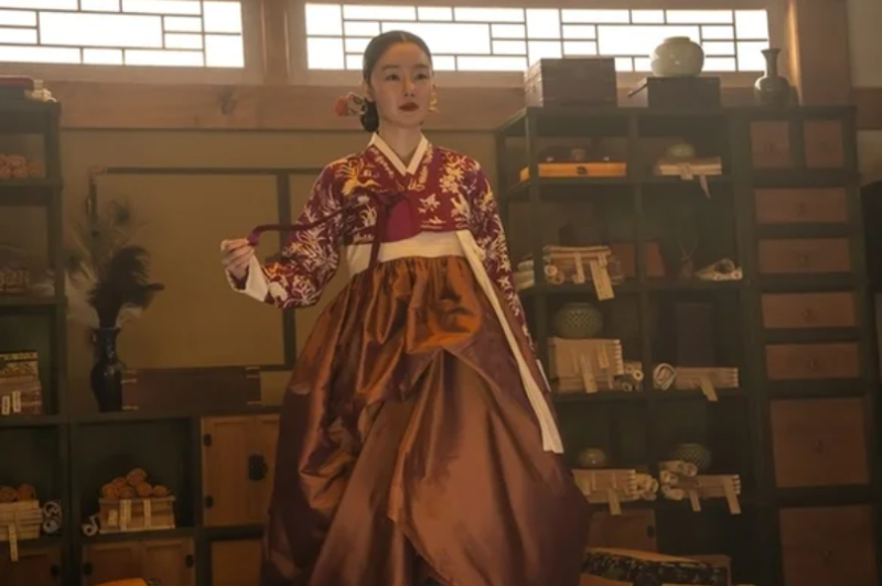 "노출 논란 속 한선화만 보인다!" 35세 한선화, 넷플릭스 '스캔들' 최대 수혜자 등극