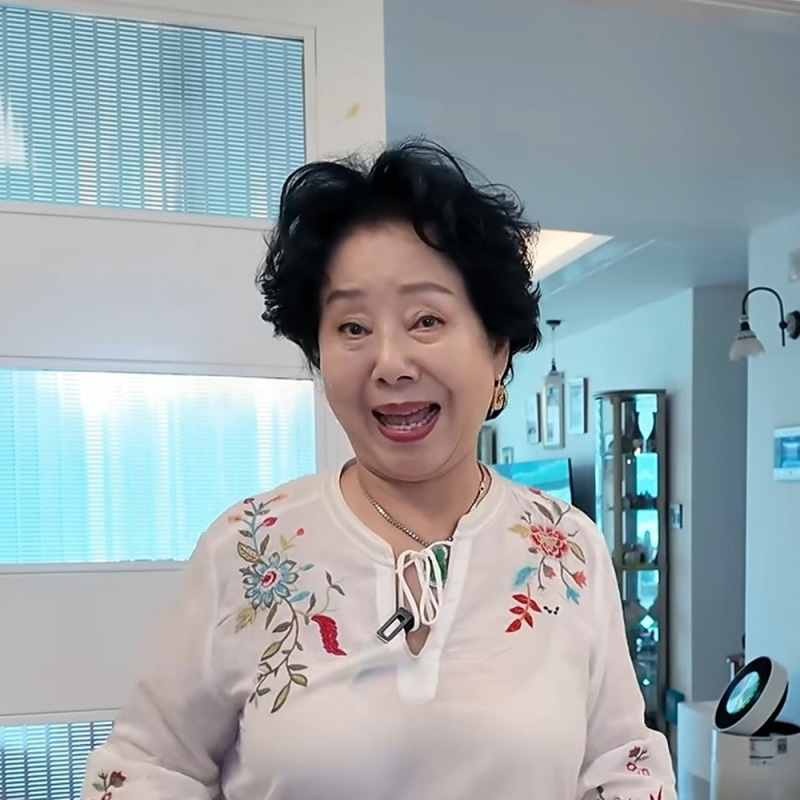 “아침에는 연어를 먹어야 돼요”.. 선우용여가 레몬에 절여 먹는다는 한 접시는?