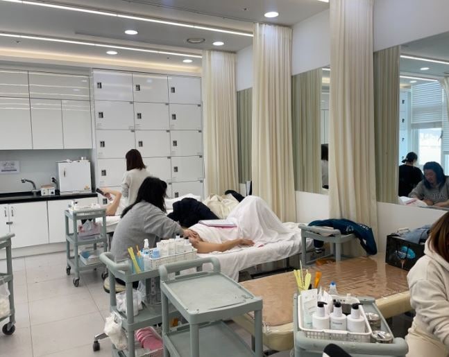 인천서구피부미용학원 초보자가 피부국가자격증 한 번에 합격한 비결